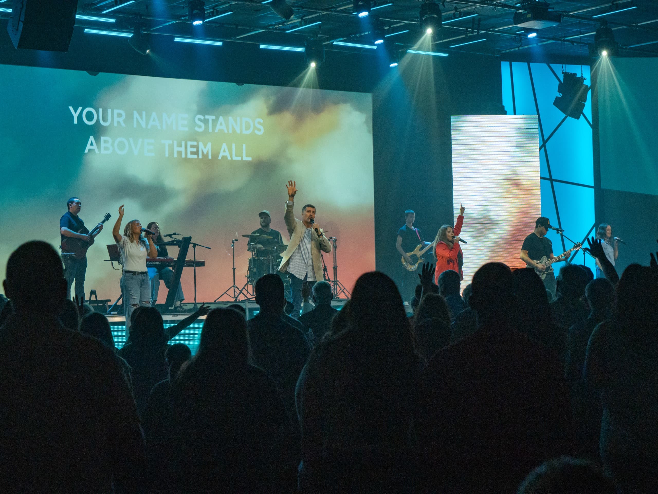 Worship at Oaktown